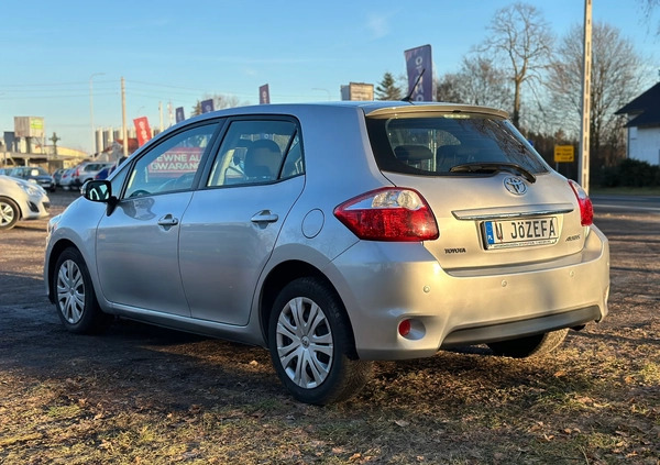 Toyota Auris cena 25800 przebieg: 160000, rok produkcji 2010 z Pakość małe 301